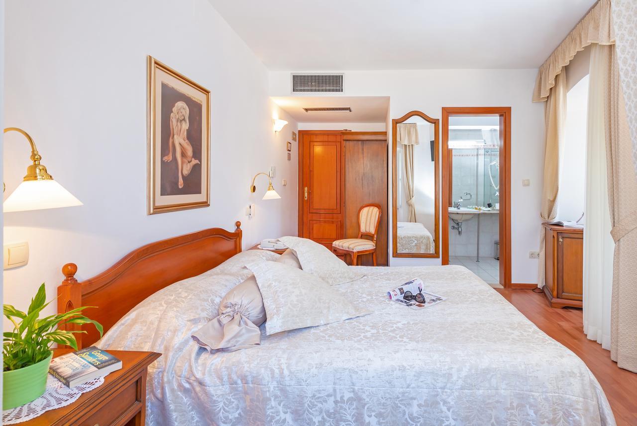 Hotel Ostrea Ston Eksteriør bilde